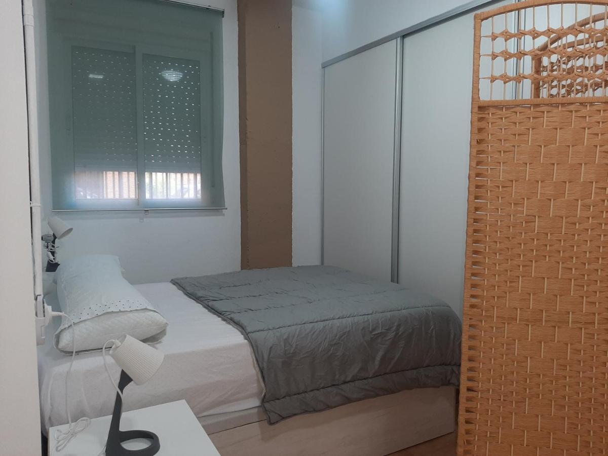 Apartamento Huelin, A 5 Minutos A Pie De La Playa Málaga Esterno foto